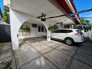 Foto 22 de Venta casa en Urdesa Norte, Norte de Guayaquil, 5 habitaciones