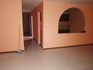Foto 12 de Casa Rentera en venta Latacunga