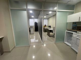 Foto 3 de Venta Oficina City Office atras del City Mall, Guayaquil Norte, 3 ambientes, 33 m2