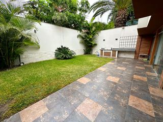 Foto 11 de VENTA DE CASA EN URB. LAS MAGNOLIAS SURCO