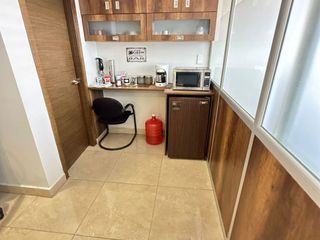 Foto 5 de Venta Oficina en River Plaza, Av León Febrés Cordero, Daule, 46 m2