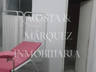 Foto 6 de EN ALQUILER: CONCULTORIOS MÉDICOS EN CLÍNICA 