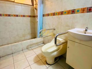 Foto 8 de Vendo Hermosa Casa de 3 pisos ubicado en Urb. El Pinar, Comas