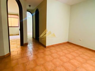 Foto 12 de Vendo Hermosa Casa de 3 pisos ubicado en Urb. El Pinar, Comas