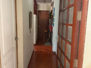 Foto 6 de Venta De Casa De 3 Pisos Con Proyección Y Excelente Ubicación