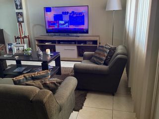 Foto 4 de Venta De Casa De 3 Pisos Con Proyección Y Excelente Ubicación