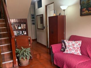 Foto 7 de Venta De Casa De 3 Pisos Con Proyección Y Excelente Ubicación