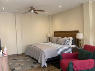 Foto 9 de Venta De Casa De 3 Pisos Con Proyección Y Excelente Ubicación