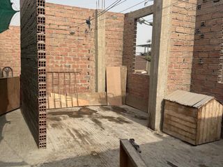 Foto 25 de Venta De Casa De 3 Pisos Con Proyección Y Excelente Ubicación