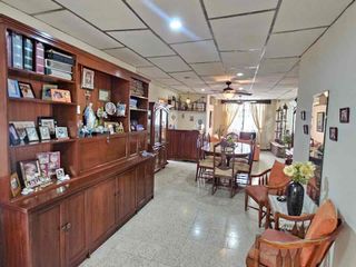 Foto 7 de URDESA CENTRAL, Vendo Hemrosa Casa 1 planta, 3 dormitorios, $290.0000