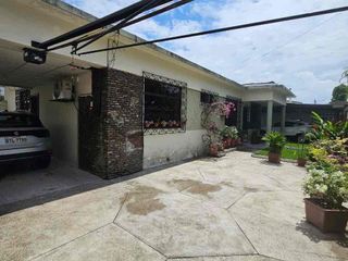 Foto 11 de URDESA CENTRAL, Vendo Hemrosa Casa 1 planta, 3 dormitorios, $290.0000