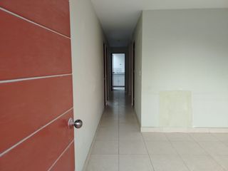 Foto 2 de Alquiler De Casa En Condominio Villa Club 5 En Carabayllo