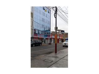 Foto 2 de ALQUILER DE LOCAL COMERCIAL EN EL CORAZON DE CHIMBOTE.  A POCOS METROS DE LA PLAZA DE ARMAS