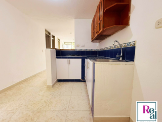 Foto 3 de Se arrienda casa de primer nivel en unidad abierta.