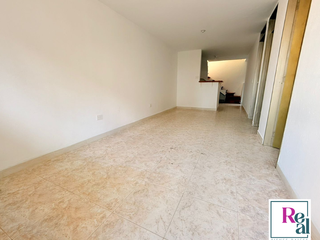 Foto 6 de Se arrienda casa de primer nivel en unidad abierta.