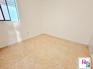 Foto 11 de Se arrienda casa de primer nivel en unidad abierta.