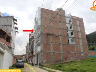Foto 3 de VENDO TRIPLEX EN URB. MONTECARMELO - HUANCAYO