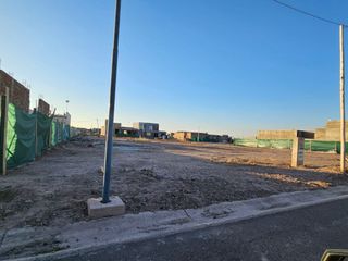 Foto 1 de VÓRTICE INMOBILIARIA VENDE LOTE EN BARRIO PRIVADO LAS RETAMAS, MAIPÚ, MENDOZA.