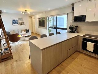 Foto 3 de VENDO FINO DEPARTAMENTO - IMPECABLE - 2 DORMITORIOS - VISTA INTERNA - 2 COCHERAS - MIRASIDRO - EXCLUSIVA ZONA CERCA A LA CLÍNICA AMERICANA