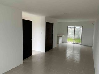 Foto 1 de Venta de casa a estrenar  Urbanización Paseo de Sol vía a la costa
