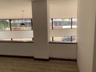 Foto 6 de Local comercial amplio en renta sector la Mariscal