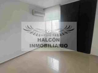Foto 6 de Vendo en Riomar, Barranquilla, apto 105 Mts, 3 alcobas, 2 baños, cuarto y baño servicio, cocina cerrada, zona aseo, sala, comedor, balcón, amplio e iluminado, cel 319365----