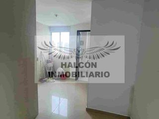 Foto 10 de Vendo en Riomar, Barranquilla, apto 105 Mts, 3 alcobas, 2 baños, cuarto y baño servicio, cocina cerrada, zona aseo, sala, comedor, balcón, amplio e iluminado, cel 319365----