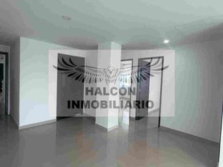 Foto 12 de Vendo en Riomar, Barranquilla, apto 105 Mts, 3 alcobas, 2 baños, cuarto y baño servicio, cocina cerrada, zona aseo, sala, comedor, balcón, amplio e iluminado, cel 319365----