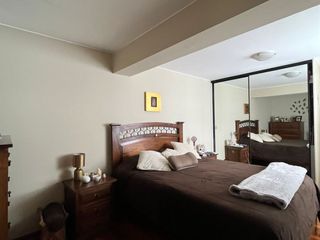 Foto 19 de Miraflores: Venta de Casa de 3 Pisos, con Jardin y Excelente Ubicacion