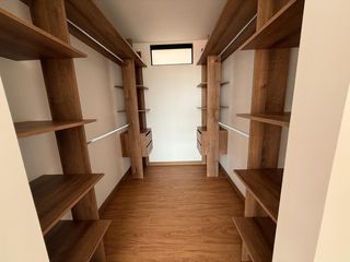 Foto 6 de HERMOSO APARTAMENTO POR MILLA DE ORO PARA ESTRENAR