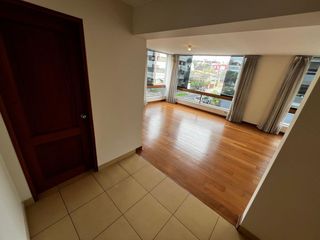 Foto 3 de VENTA DEPARTAMENTO CALLE  MONTE FLOR