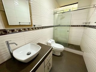 Foto 6 de LOCAL COMERCIAL/VIVIENDA EN ALQUILER, CERCA AL MALL DE SJL