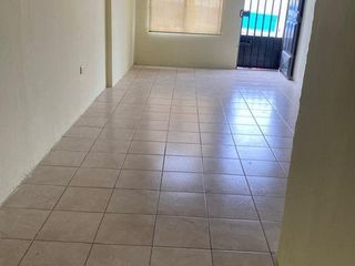 Foto 8 de SE VENDE CASA RENTERA EN DURAN EL RECREO