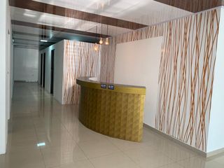 Foto 5 de local comercial de alquiler en manta zona sur bb