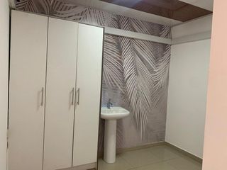 Foto 7 de local comercial de alquiler en manta zona sur bb