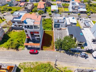 Foto 10 de En Venta Terreno 144 m² Sector Conocoto Urbanizacion El Manantial