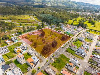 Foto 16 de En Venta Terreno 144 m² Sector Conocoto Urbanizacion El Manantial