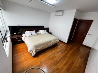 Foto 9 de VENTA DEPARTAMENTO EN AV. LA FLORESTA CHACARILLA