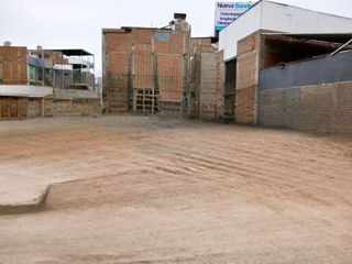 Foto 4 de 🔥 ¡LOTE ESQUINERO FRENTE A REAL PLAZA CHORRILLOS! - Zonificación RDM (4 Pisos)