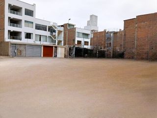 Foto 5 de 🔥 ¡LOTE ESQUINERO FRENTE A REAL PLAZA CHORRILLOS! - Zonificación RDM (4 Pisos)