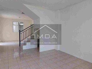 Foto 2 de Se alquila casa esquinera de 3 dormitorios, Mi Lote Villa Bonita, Vía Daule