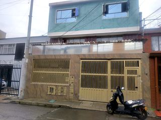 Foto 1 de SE ARRIENDA APARTAMENTO EN SANTA ISABEL, CASA FAMILIAR, CERCA A AV CARRERA 30, AV PRIMERA DE MAYO, OLIMPICA, SUR DE BOGOTA.
