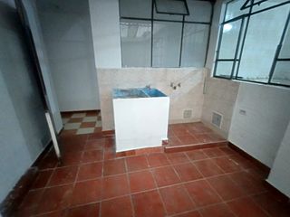 Foto 18 de SE ARRIENDA APARTAMENTO EN SANTA ISABEL, CASA FAMILIAR, CERCA A AV CARRERA 30, AV PRIMERA DE MAYO, OLIMPICA, SUR DE BOGOTA.