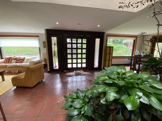 Foto 78 de ¡Hermosa casa en renta con amplios espacios verdes-sector Chaullabamba!