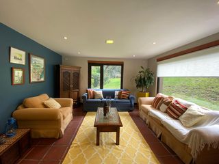 Foto 6 de ¡Hermosa casa en renta con amplios espacios verdes-sector Chaullabamba!