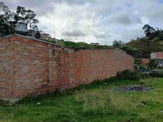 Foto 13 de Venta de Casa en Obrapía, Las Acacias, a 2 cuadras de la Av. Villonaco, Loja - Ecuador