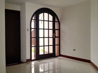 Foto 6 de LINDA CASA 320M2 EN EL REMANSO - LA MOLINA