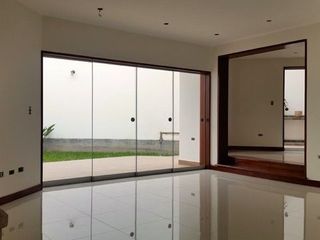 Foto 5 de LINDA CASA 320M2 EN EL REMANSO - LA MOLINA