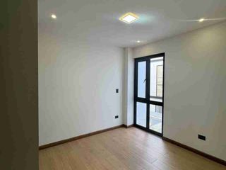 Foto 26 de Venta de Casa de Lujo en Amable María, cerca del Colegio Eugenio Espejo y la clínica CIMA, Loja - Ecuador