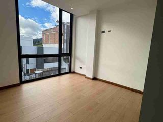 Foto 28 de Venta de Casa de Lujo en Amable María, cerca del Colegio Eugenio Espejo y la clínica CIMA, Loja - Ecuador